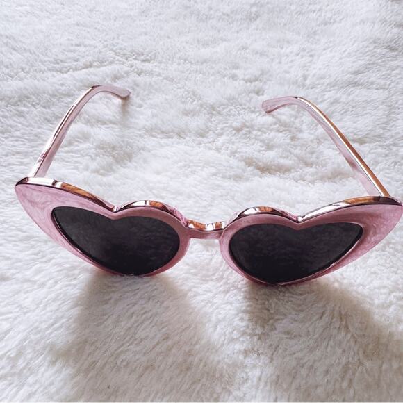 Addison Pink Heart-Shaped Sunglasses - Picture 6 of 15